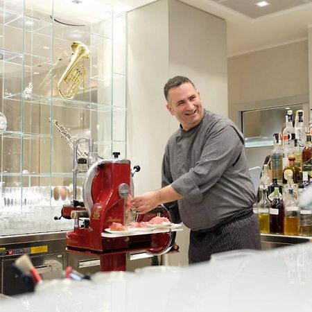 Hotel Repubblica 55 ビエッラ エクステリア 写真